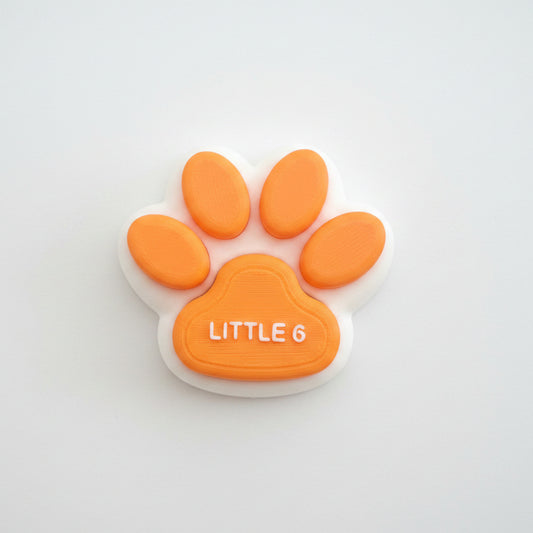 Little 6 Paw Clicker - A Tiny Paw for Restless Hands